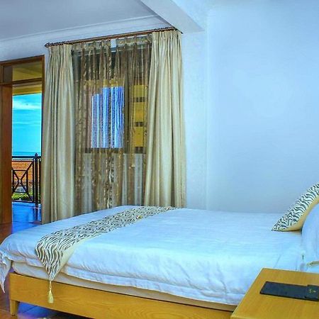 Rosemary Courts Bed And Breakfast Entebbe Luaran gambar